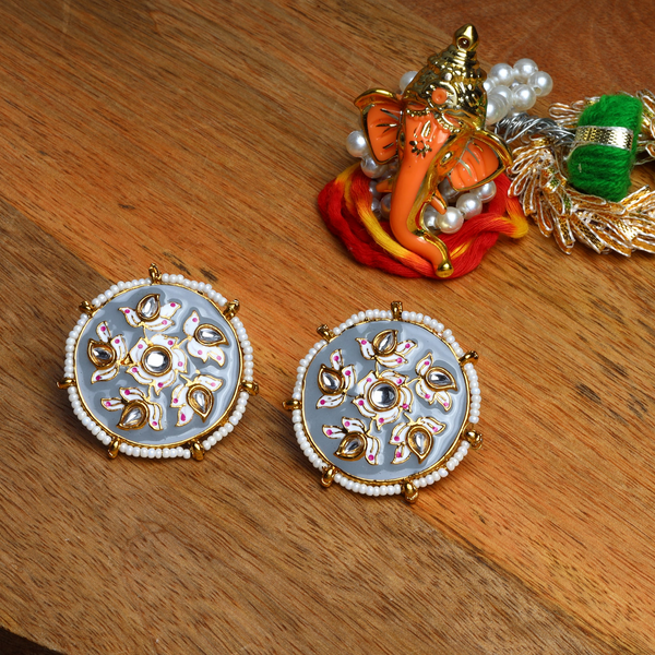 Kundan studded Grey Meenakari Studs