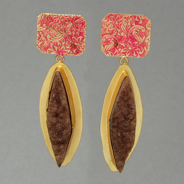 Unpolished natural stone embedded in Brass based gold diamond shape Earring