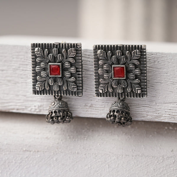 Chaukri- Silver Brass Pearl jhumka earrings
