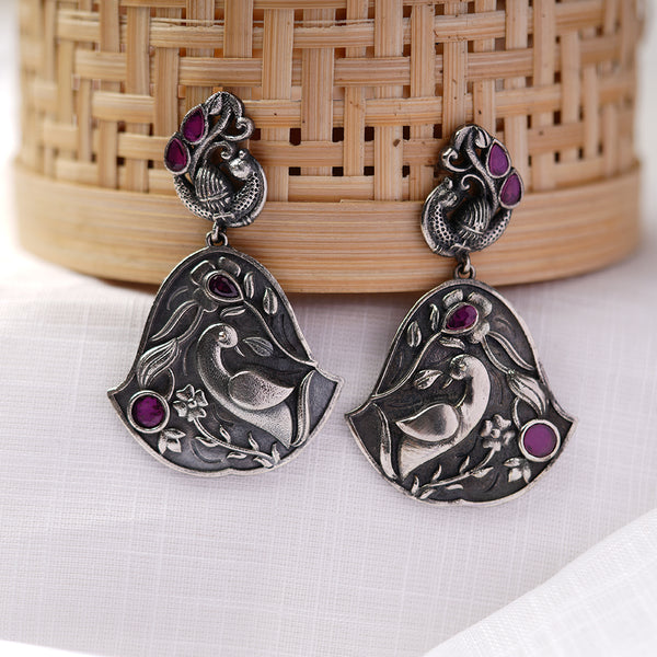 Silvery Dangles