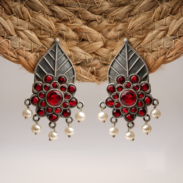 Stone leaf earrings