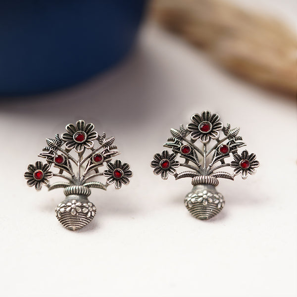 Stone Flower Port Earrings
