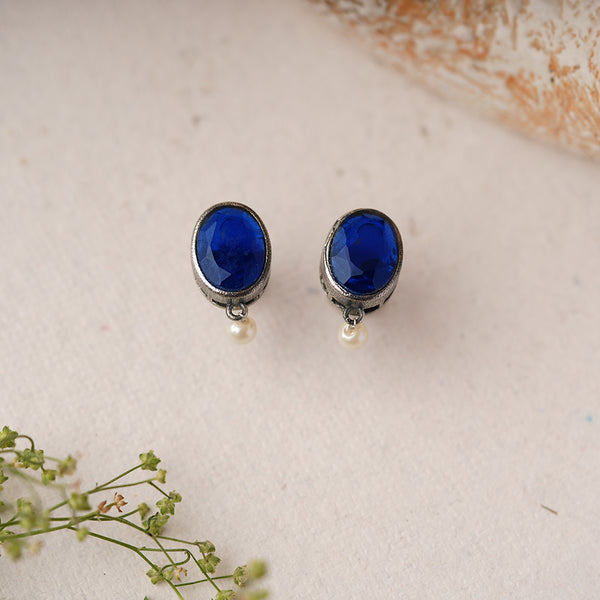 Oxidised Diamond shaped Stud Earrings