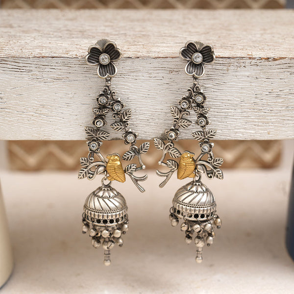Phulvaari- Silver Brass Oxidised Stone Studded Dngler Earrings (White)