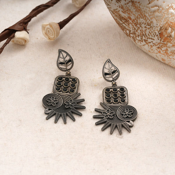 Pallavi- Silver Brss Oxidised Dangler Earrings (Black)