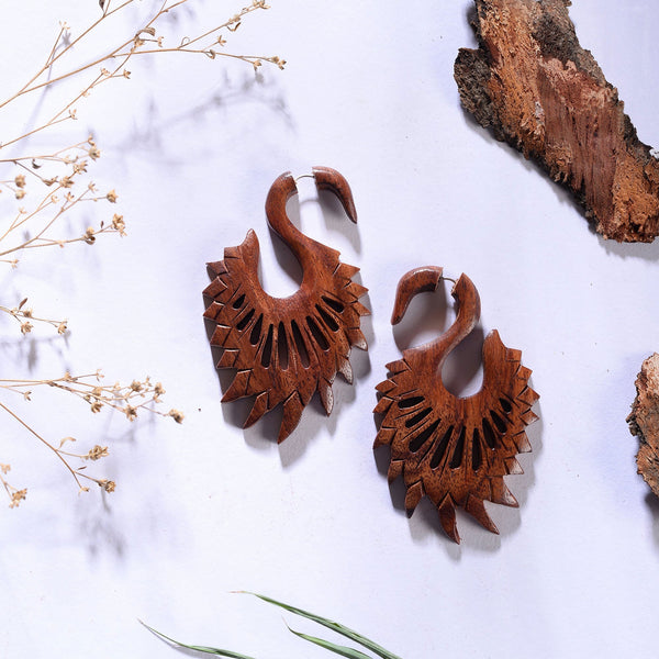 Aune- Wooden Dangler Earrings