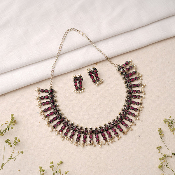 Kanthi- Silver toned brass Necklace Set