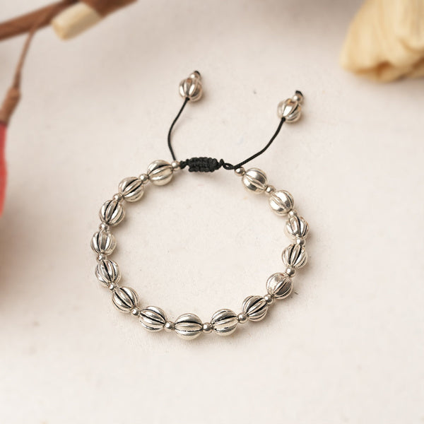 Kalyani- Oxidised beaded bracelet