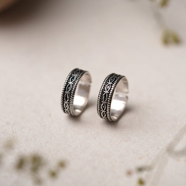 Chaaru- Oxidised Brass ToeRings