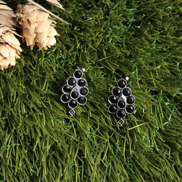 Black Stone Studded Brass Studs