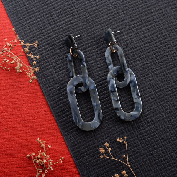 Textured Interlocked Earrings