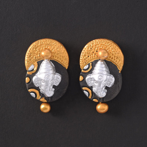 Kamini- Handcrafted Clay Stud Earrings