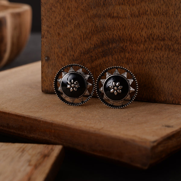 Black Studs