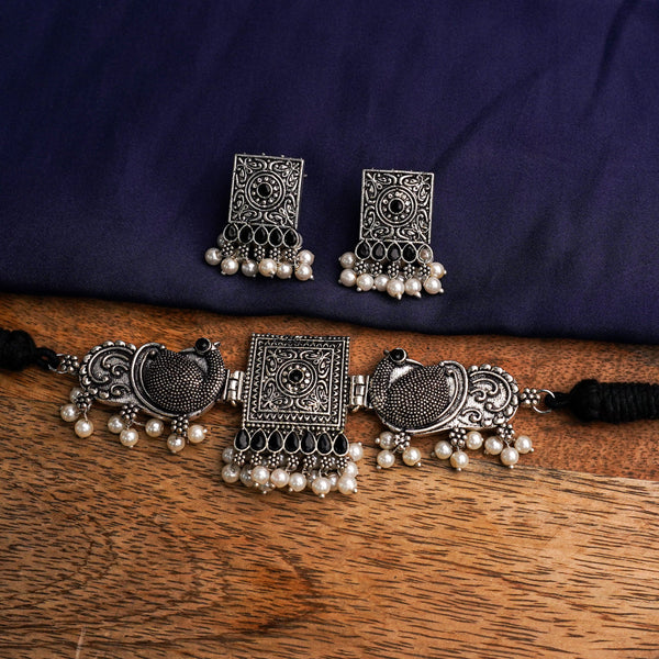 Oxidised neckpiece with Earrings